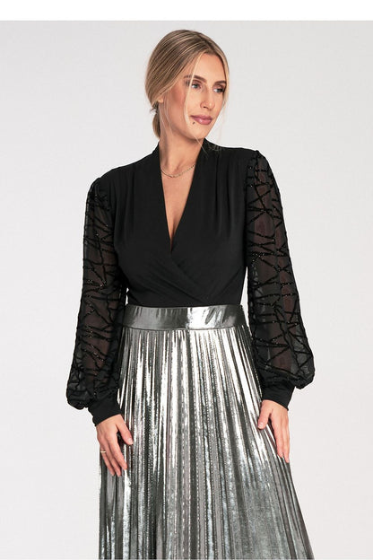 Stylish Figl shapewear body displayed on a model, illustrating the exceptional fit and comfort for refined looks.