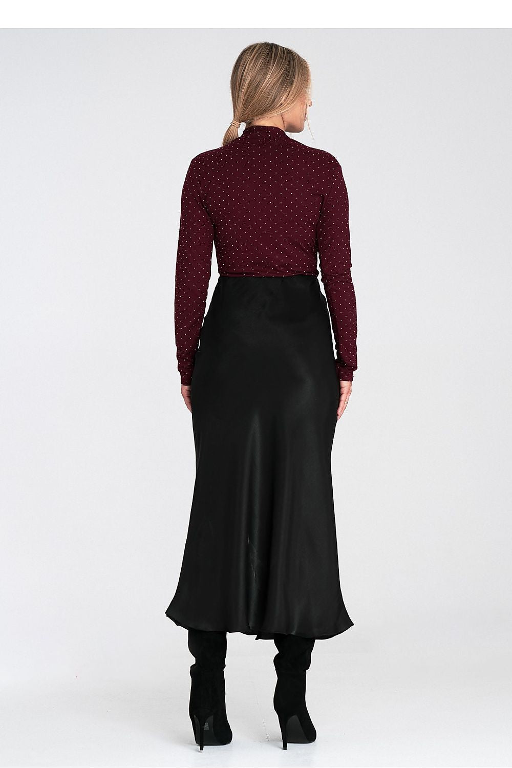 Luxury Figl Shapewear Body designed for EU S/M and US S/M, featuring 95% polyester for a size-enhancing fit.