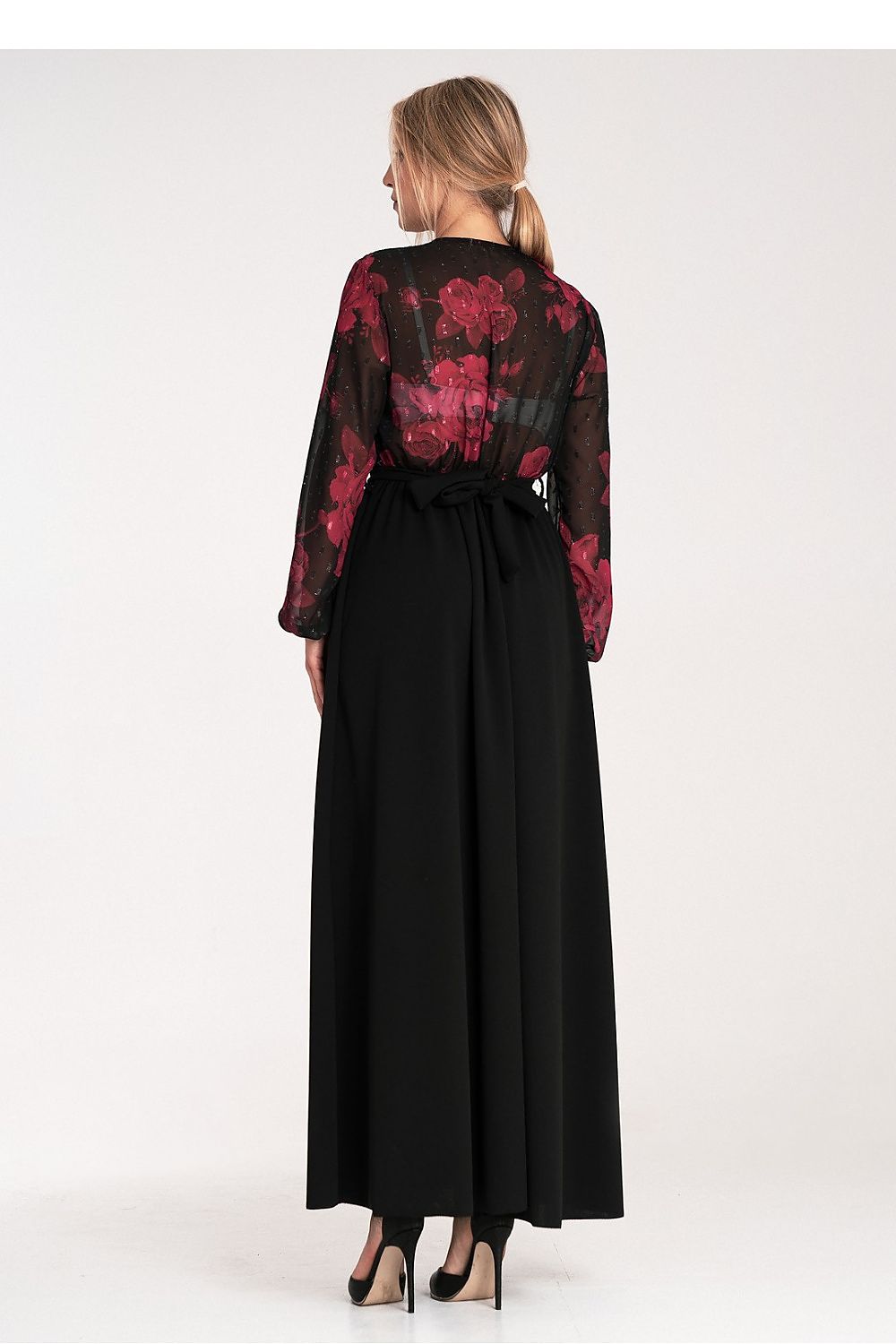 Model wearing Figl's Luxury Cocktail Dress, emphasizing its flattering fit and elegant silhouette in size EU S/M.