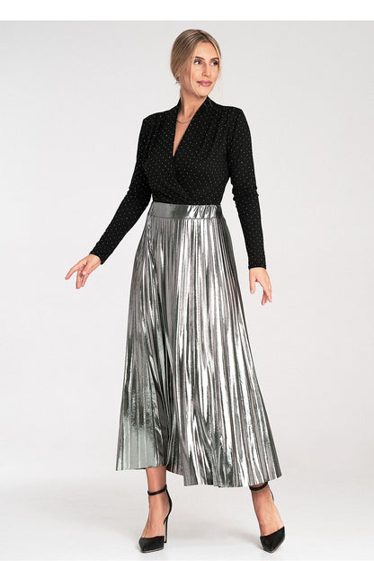 Luxury Figl Skirt in EU Size 0, made from a high-quality polyester blend, showcasing a comfortable fit and elegant design, perfect for stylish occasions.