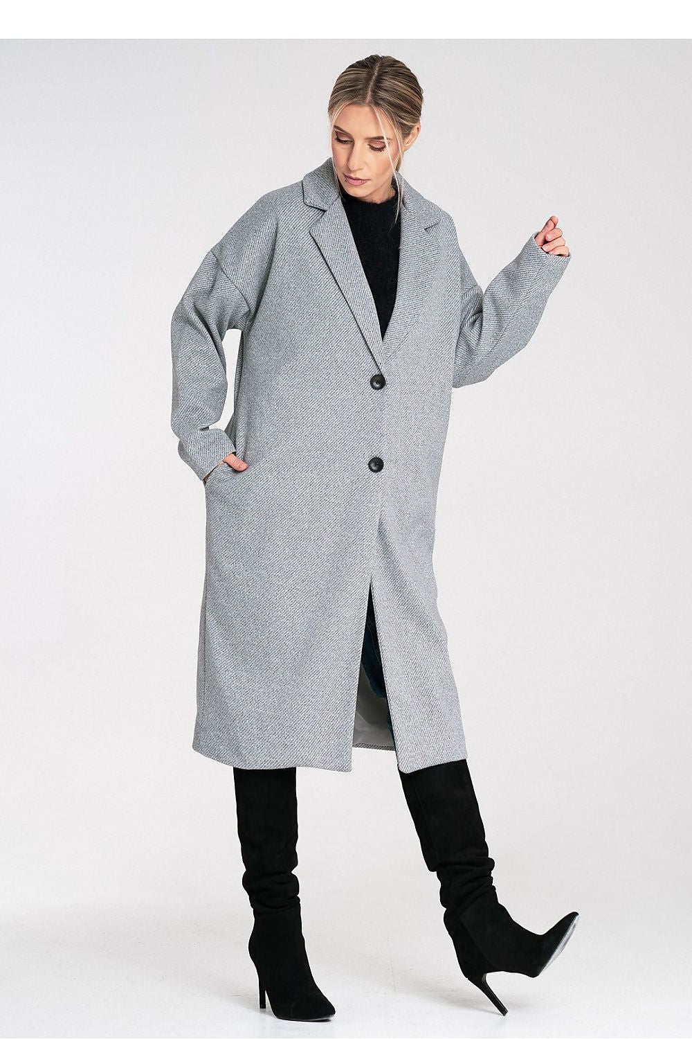 Elegant luxury Figl coat made from 100% polyester in EU size 0, showcasing a chic design and refined fit.