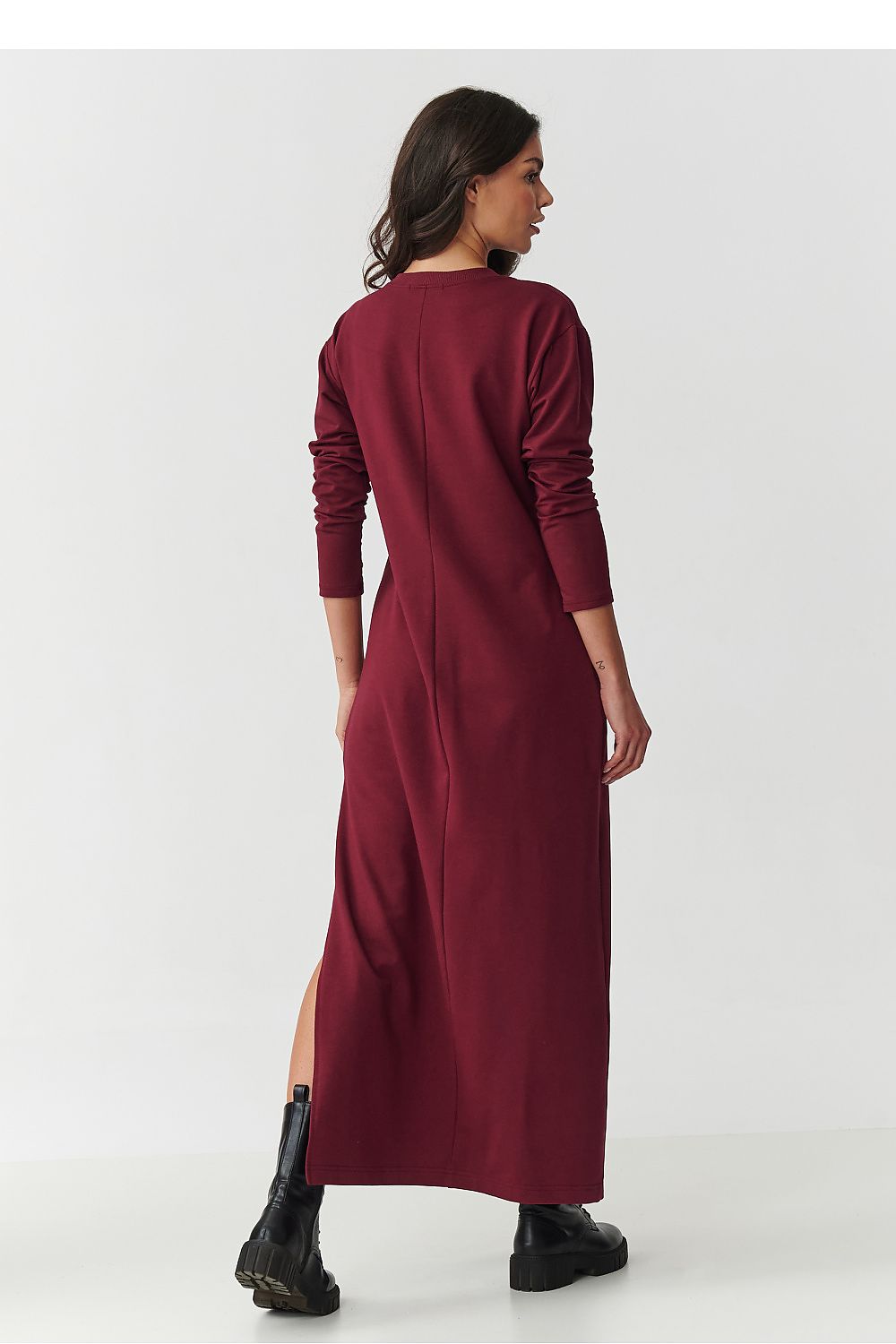 Beautifully styled Makadamia Cotton Spandex Daydress for women, accentuating the sophisticated silhouette and refined elegance in sizes EU 36-42.