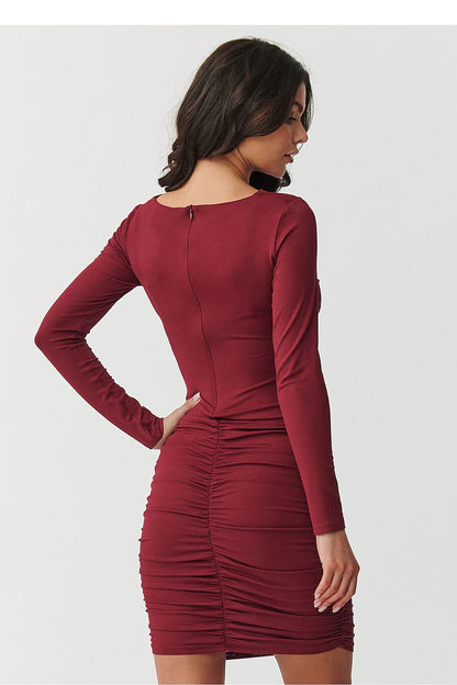 Luxury Makadamia Daydress showcasing elegant design with viscose and spandex blend, perfect for sizes EU 36 to 40.