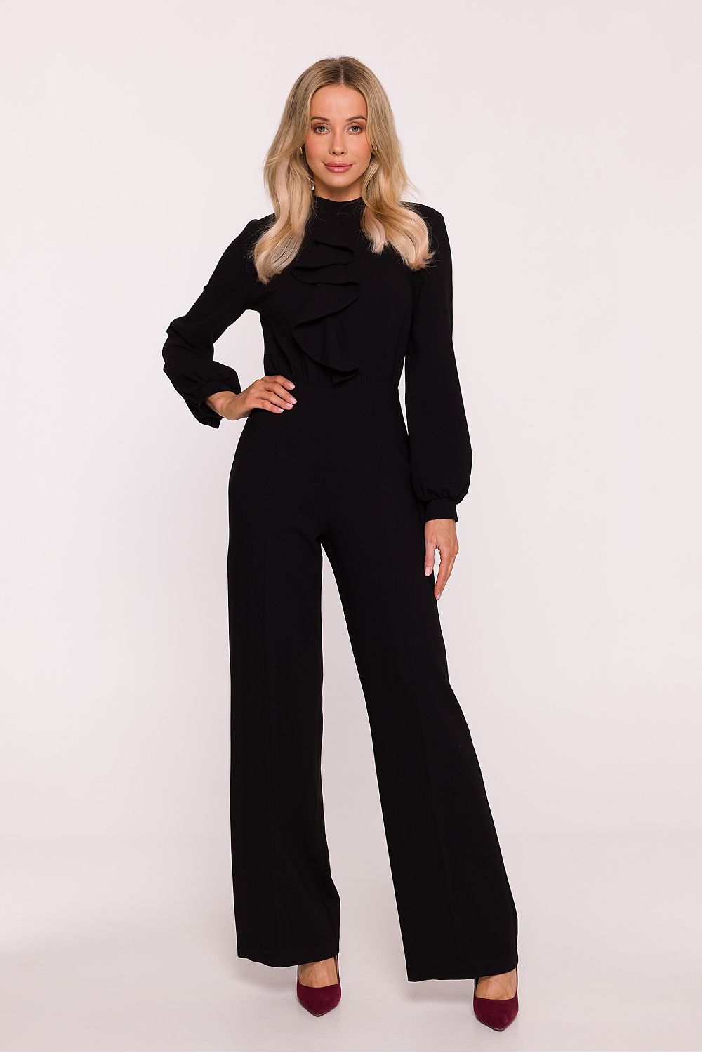 Elegant classic jumpsuit by Stylove featuring ruffle detail and a fitted top, available in sizes S to XXL.