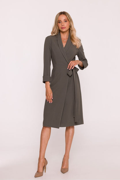 Elegant wrap-around daydress by Stylove featuring a sophisticated V-neckline and stylish shawl collar for a luxurious look.