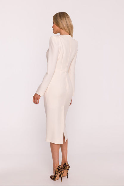 Detailed view of the Stylove Pencil Dress's smooth fabric and fitted silhouette, highlighting its contemporary elegance.