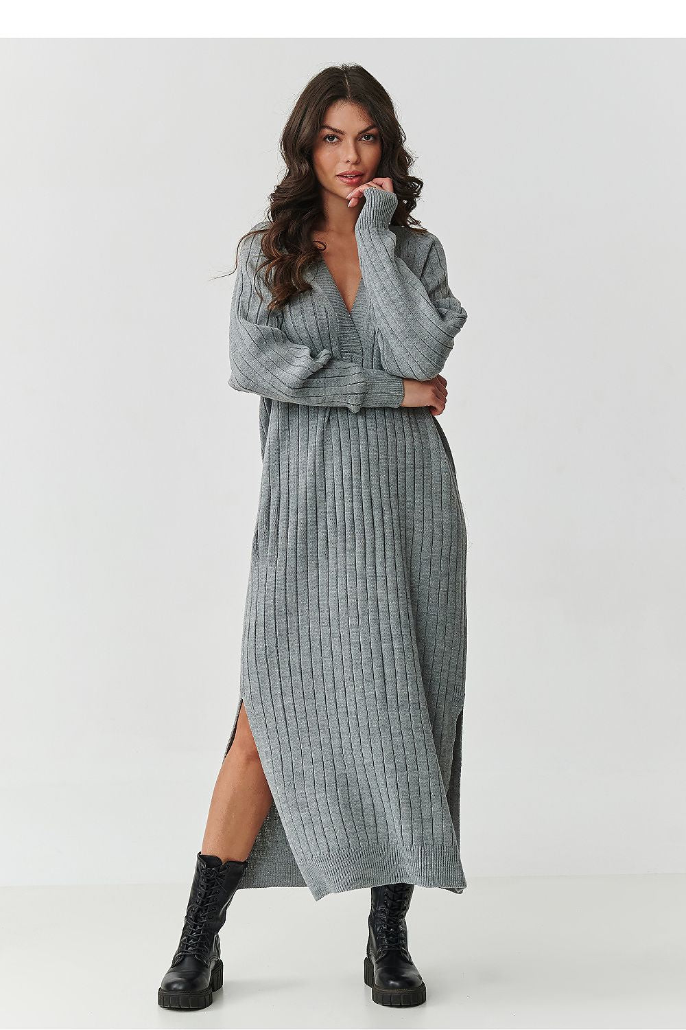 Chic Makadamia long sweater dress, expertly crafted from high-quality acrylic, offering a fashionable yet comfortable fit for daily and evening wear.