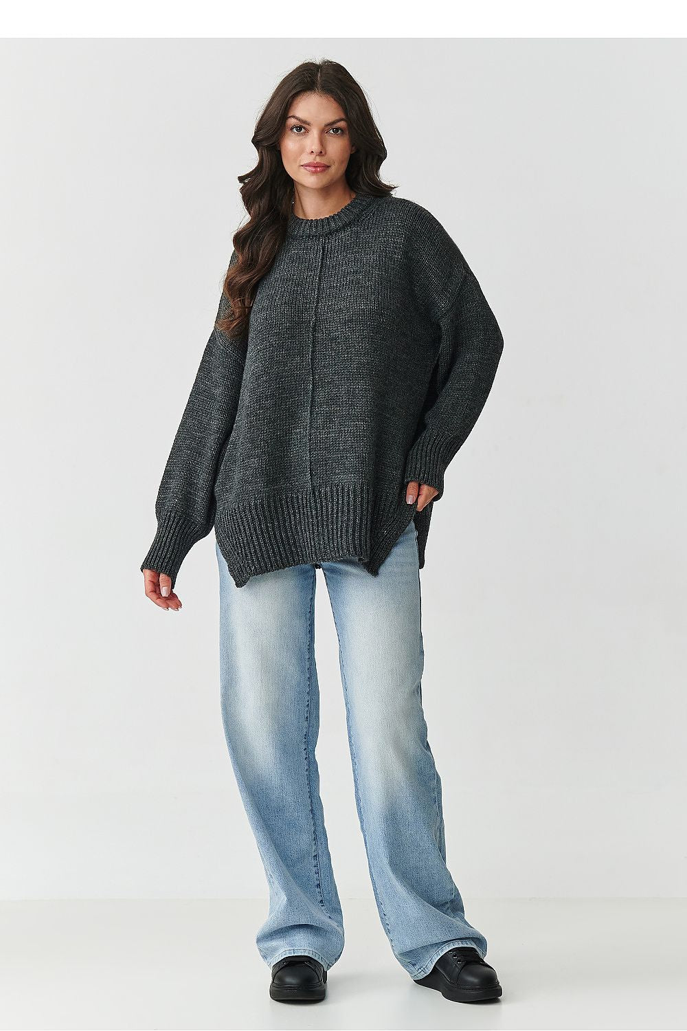 Elegant Makadamia Women's Acrylic Jumper in gray mélange, designed for a relaxed fit with sophisticated detailing, perfect for versatile styling.