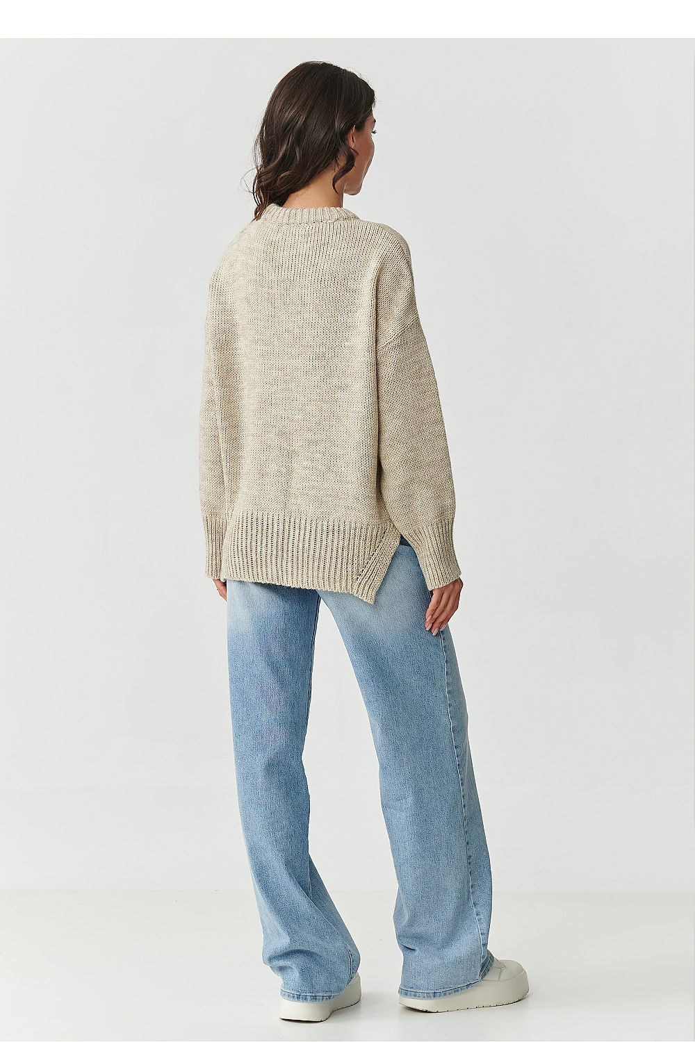 Makadamia Women's Acrylic Jumper in relaxed fit, showcasing wide ribbed cuffs and exquisite stitching, perfect for a stylish and comfortable wardrobe.