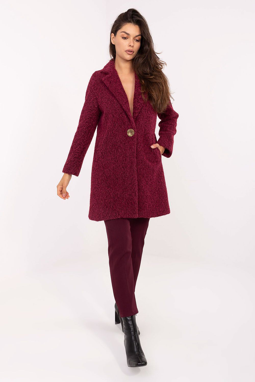 Stylish polyester women's coat with long sleeves and practical pockets, showcasing a unique furry texture by Factory Price, ideal for everyday and elegant work attire.