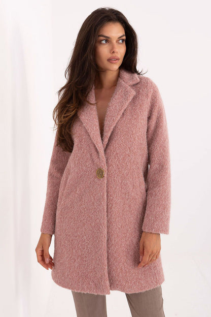 Stylish women's autumn/winter coat with slip pockets and a practical lining, designed by Factory Price for a versatile and elegant look.