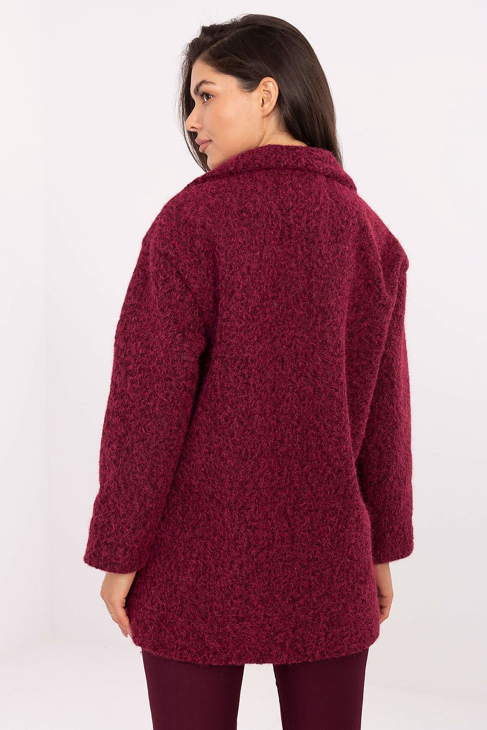 Luxury long-sleeved women's coat in mid-thigh length by Factory Price, made from soft polyester, ideal for layering during cooler seasons with a chic single-breasted design.