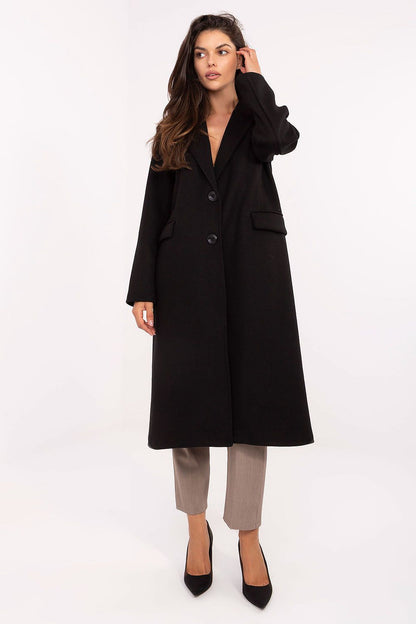 Chic women's coat featuring a single-breasted button closure and practical pockets, made by Factory Price.