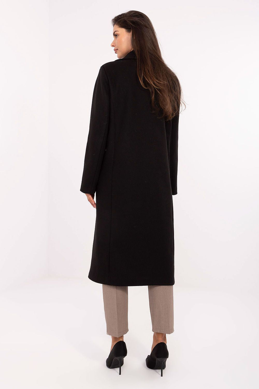 Stylish long cut women's coat with luxurious fit and finish, designed for elegance by Factory Price.