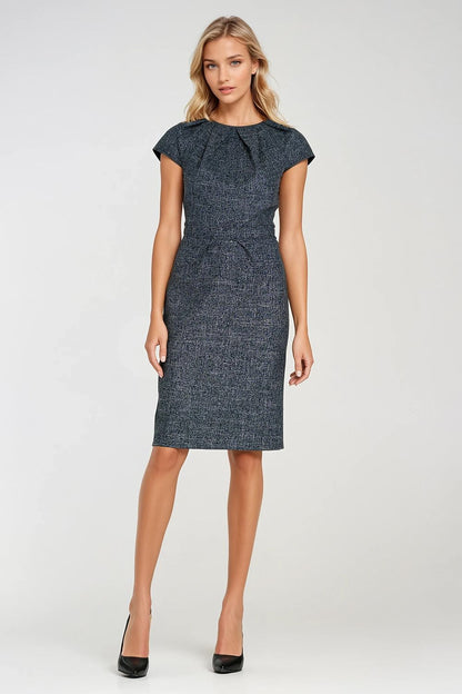 Elegant Nife women's daydress featuring a fitted cut and cap sleeves, crafted from mélange texture fabric for a luxurious look.