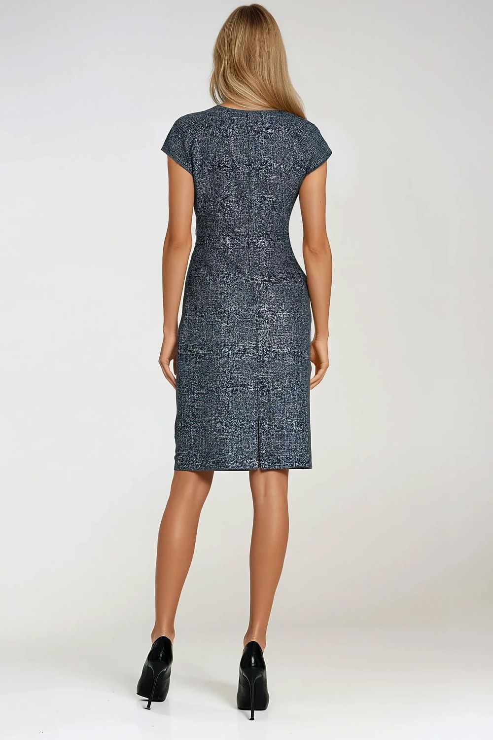 Back view of Nife cap sleeve daydress, highlighting the elegant zipper closure and knee-length pencil bottom silhouette.