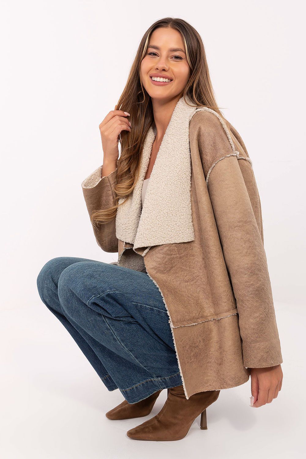 Sophisticated women's autumn winter jacket by Factory Price, with elegant fur lapels and sleek design for effortless style.