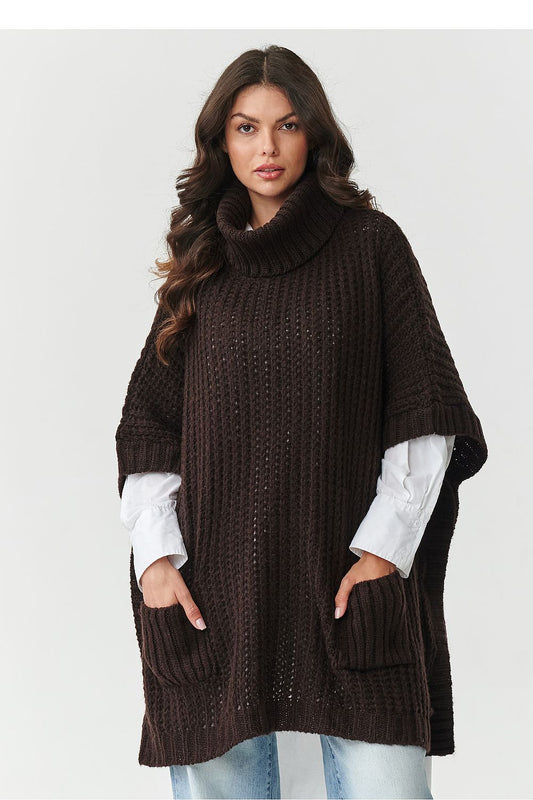 Luxurious poncho-style turtleneck sweater by Makadamia in beige mélange, designed with oversized silhouette and front pockets, perfect for autumn winter wear.