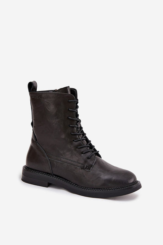 Classic women's work boots by Step in Style made of natural leather with a 3cm heel, ideal for chic everyday styling.