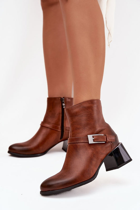 Elegant women's ankle heel boots in natural leather by Step in Style, featuring a stylish zipper closure and comfortable felt lining.