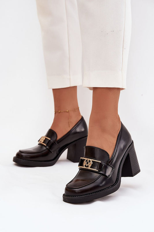 Elegant Women's Heeled Low Shoes in eco leather with golden detail, from Step in Style, perfect for both casual and formal occasions.