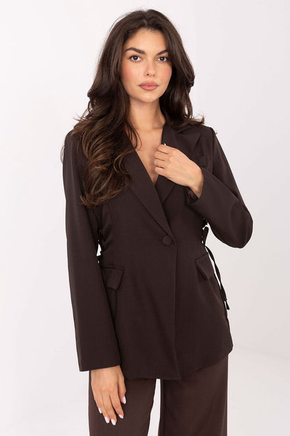 Model wearing Italy Moda elegant blazer outdoors, illustrating versatility and chic styling suitable for various outfits.