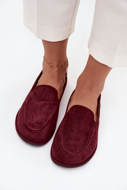Close-up of Step in Style women’s moccasins made from eco suede, demonstrating premium craftsmanship and comfort in a sophisticated design.