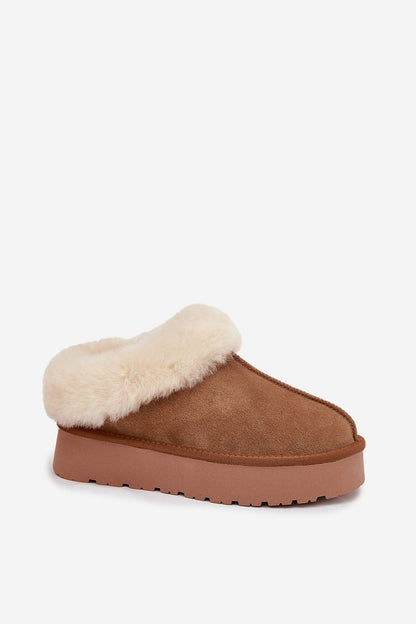 Elegant and warm snow boots with a soft fur lining from Step in style, crafted from high-quality suede, ideal for winter outings in fashionable comfort.