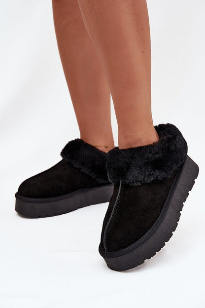 Step in Style luxurious suede snow boots in various EU sizes 36-41, perfect for fashionable winter casual looks.