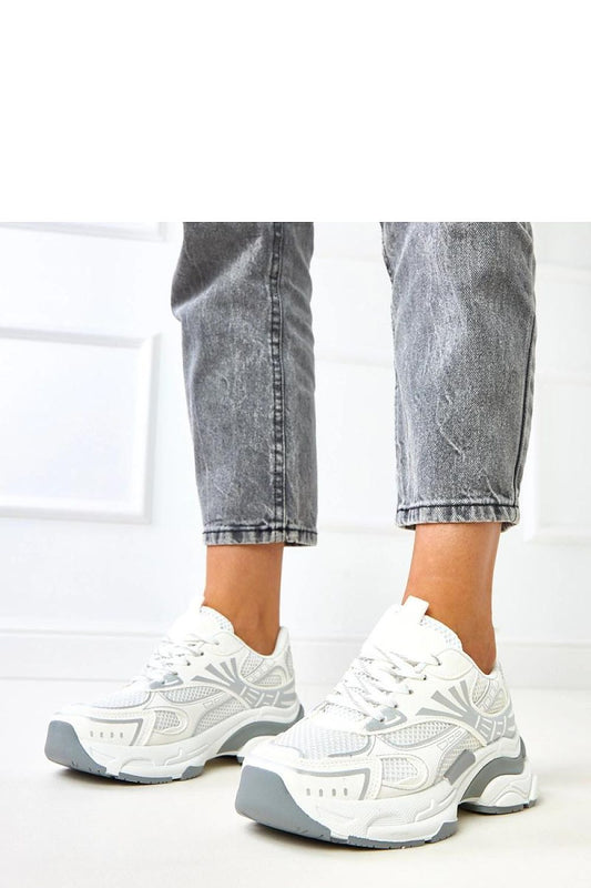 Solea Platform Sport Shoes for Women featuring stylish synthetic leather, 5 cm height for enhanced comfort and modern elegance, perfect for urban chic ensembles. Available in EU sizes 36-41.