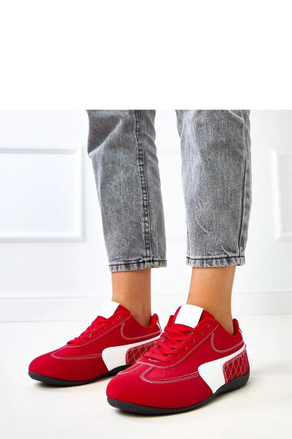 Elegant Solea women's eco-friendly suede sneakers showcasing modern design and comfortable fit, ideal for urban fashion.