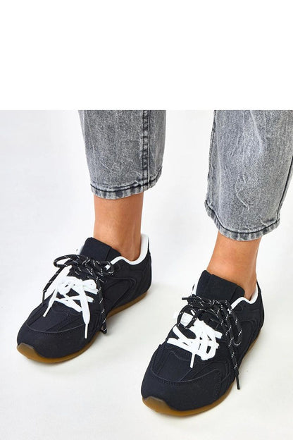 Solea laced eco-friendly suede sport shoes showcasing classic comfort and modern style, available in sizes EU 36-41, perfect for casual wear.