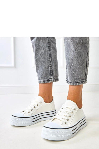 Solea Women's Platform Sneakers with 4.5cm stylish elevated design, perfect for casual urban attire.