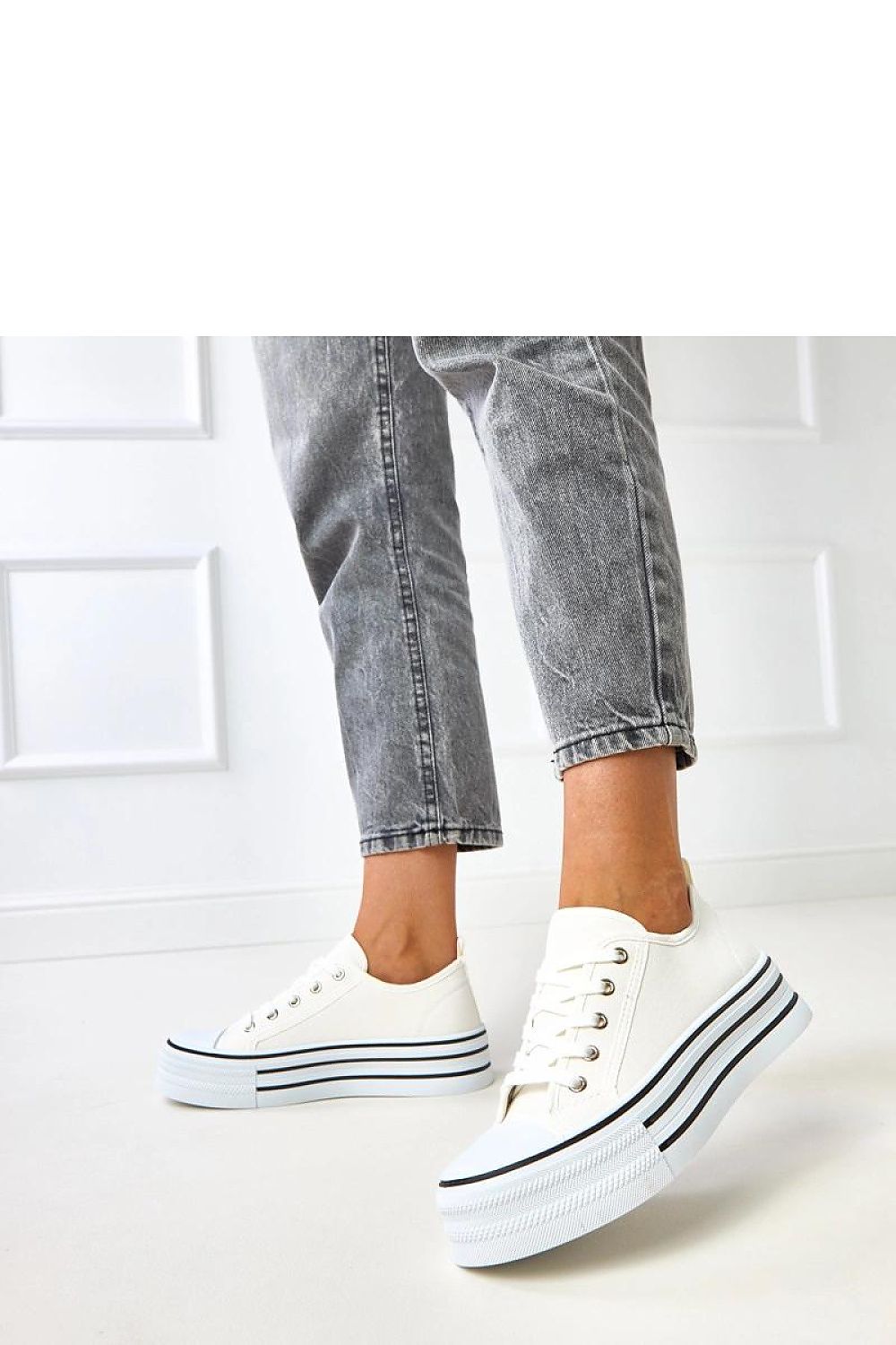 Close-up of Solea Women's Platform Sneakers highlighting the premium fabric and comfortable lacing system.