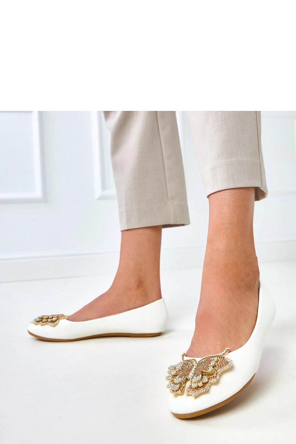 Luxurious Solea women's ballet flats with stunning zircon details and eco leather construction, perfect for stylish occasions and everyday wear.