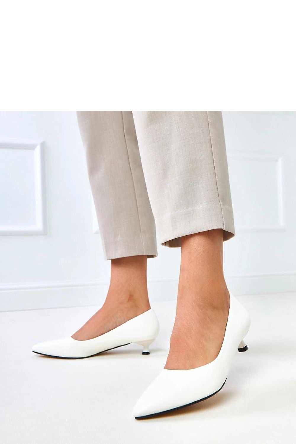 Solea elegant low-heeled pumps in eco-leather showcasing a 3.5 cm stiletto heel, perfect for sophisticated styling in sizes EU 36 to 41.