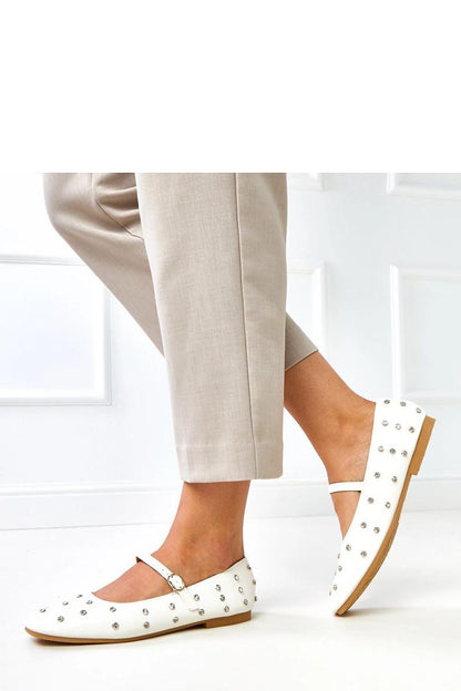 Close-up of Solea's eco-leather ballet flats adorned with decorative crystals, illustrating the high-quality craftsmanship and luxurious comfort suited for everyday elegance.