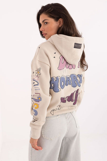 Elevate your wardrobe with this stylish women's sweatshirt by Sublevel, designed for comfort and modern casual elegance.