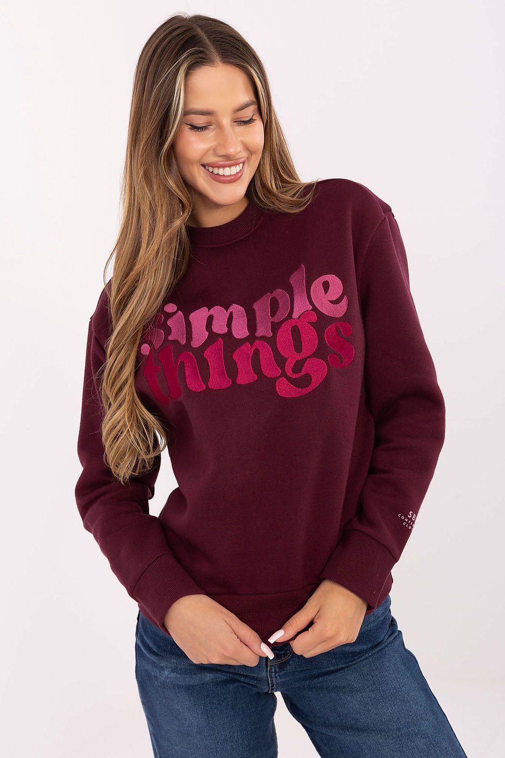 Luxury women's casual cotton blend sweatshirt by Sublevel featuring elegant embroidery and a round neckline, perfect for stylish comfort.