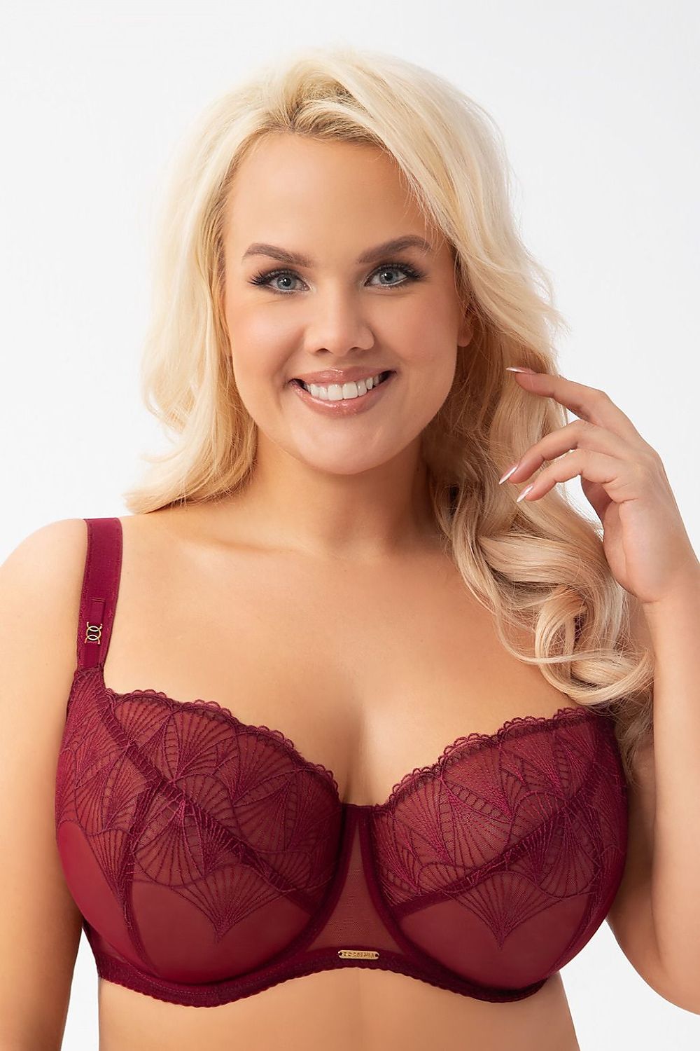 Elegant Gorsenia bra designed for larger busts with delicate embroidery and adjustable straps, embodying comfort and luxurious style.