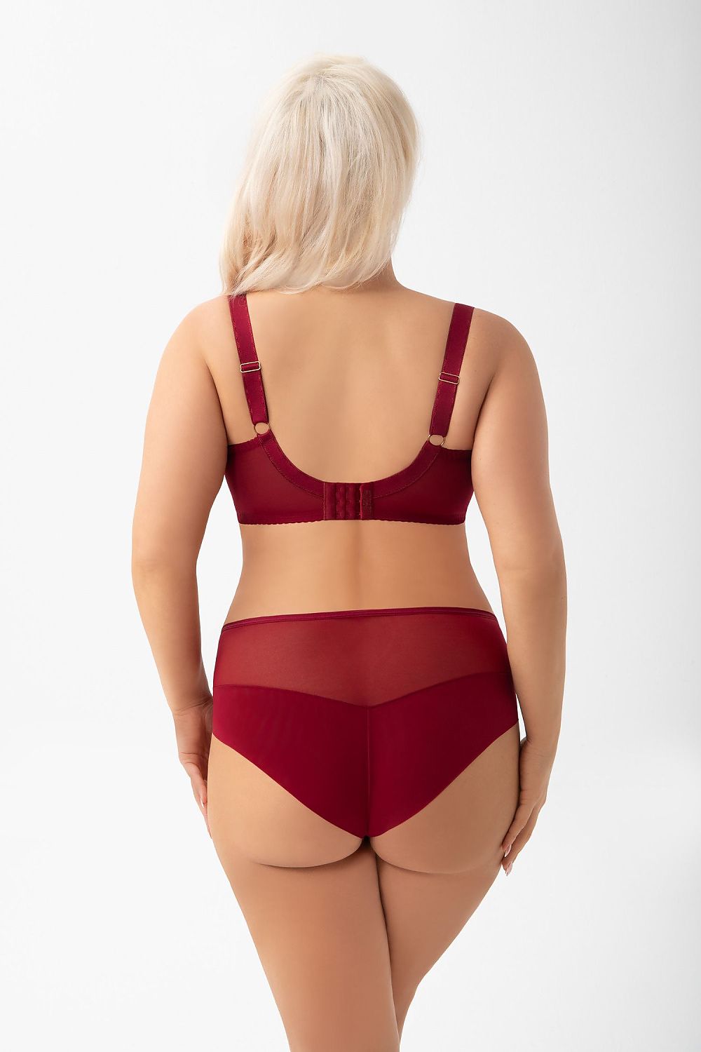 Elegant Gorsenia lingerie soft bra designed for larger busts, featuring exquisite embroidery and nickel-free details. Available in sizes EU 80J to EU 100G, offering optimal support and comfort for a luxurious fit.