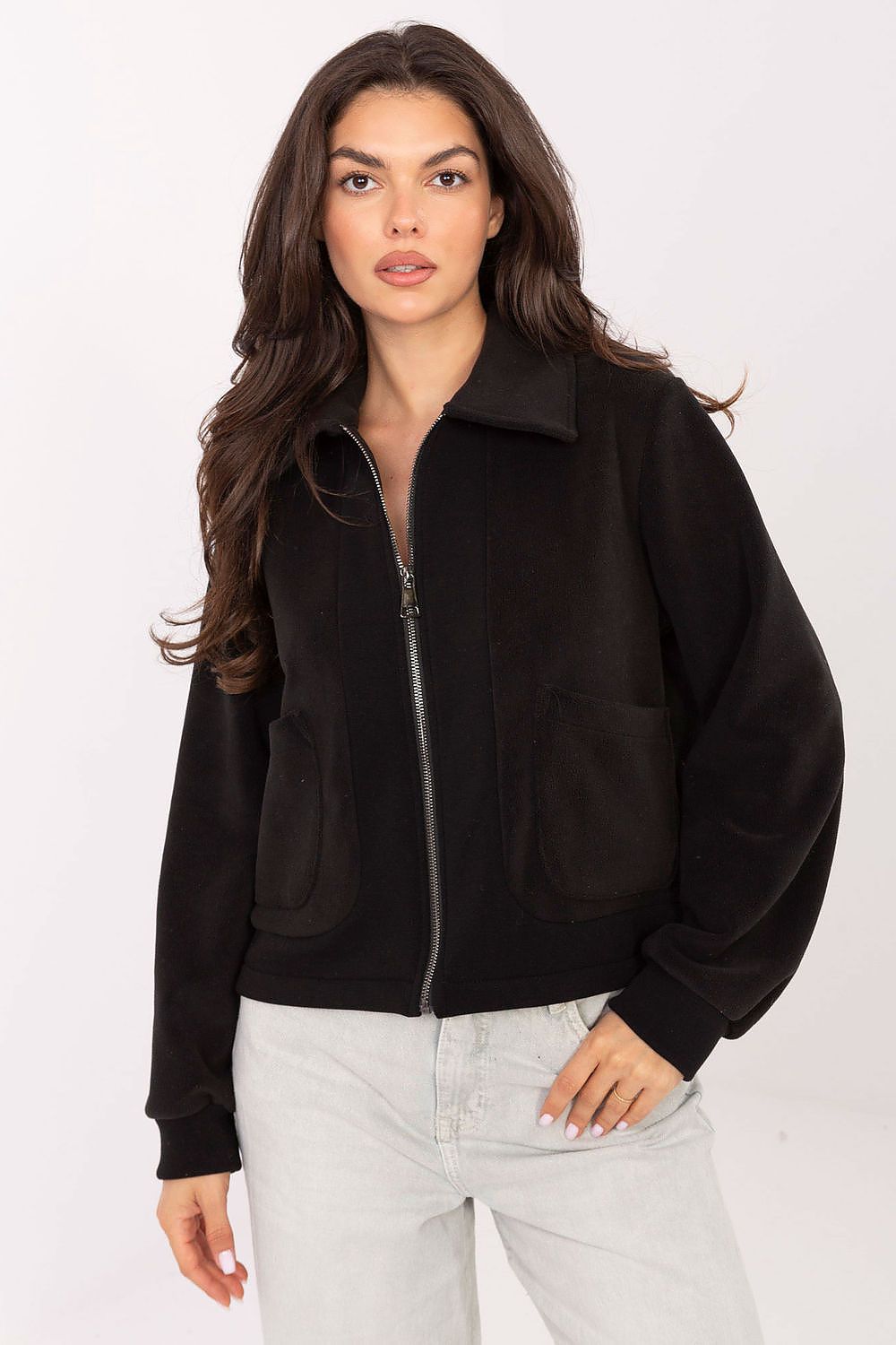 Elegant polar jacket for women by Factory Price, showcasing a refined zipper closure and convenient front pockets for a practical yet stylish look.