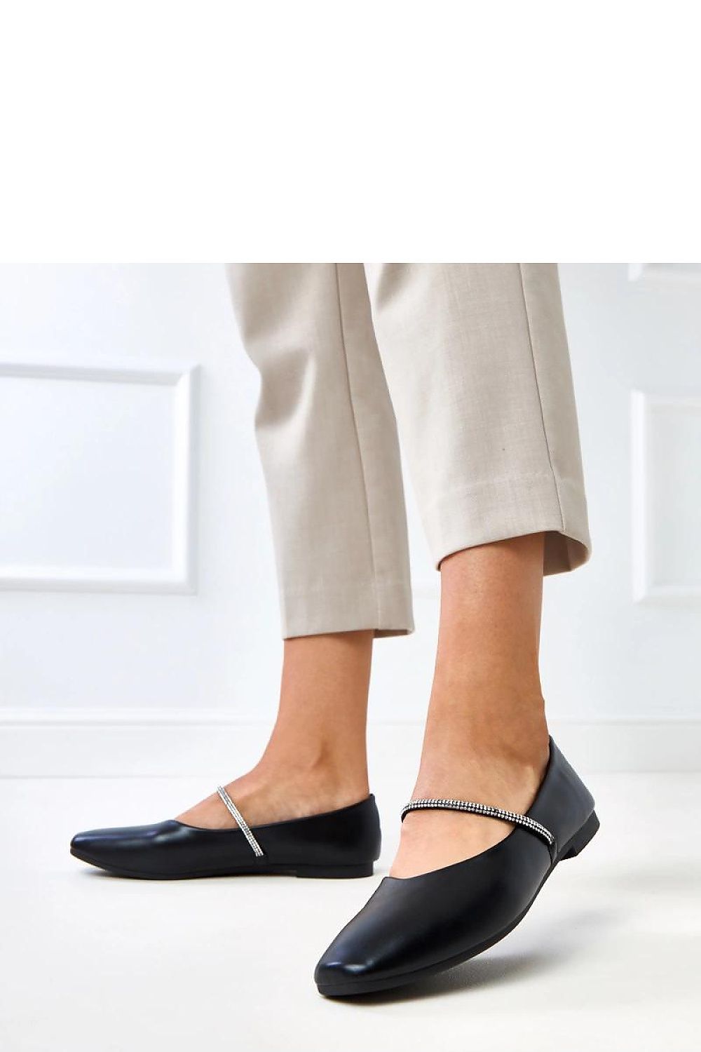 Elegant women's ballet flats by Solea featuring a decorative zircon strap and square toe, crafted from high-quality synthetic leather for a luxurious finish.