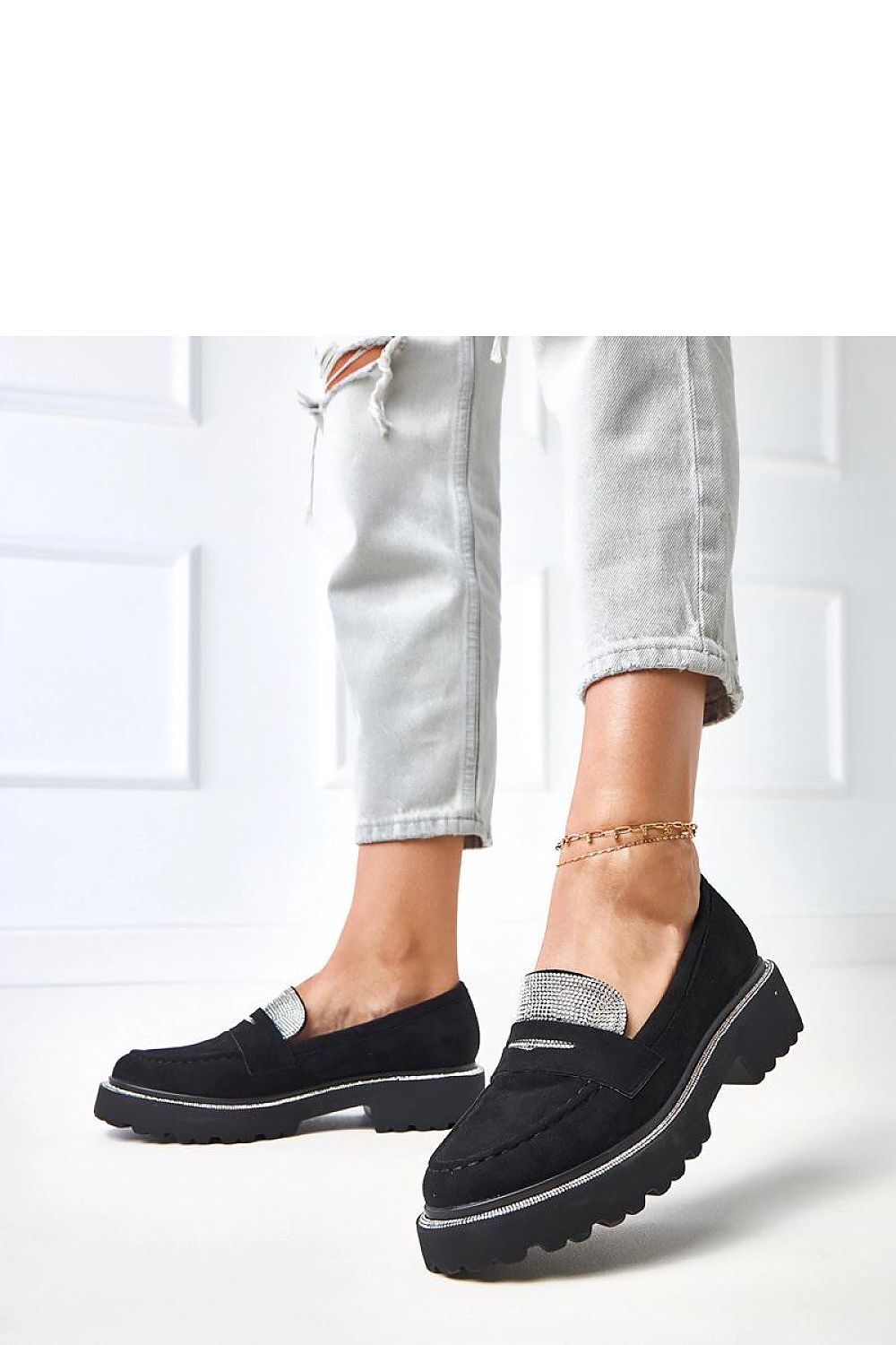 Solea elegant women's moccasins featuring shimmering zircon details, crafted from eco leather, available in sizes EU 36-41, showcasing a luxurious round toe design.