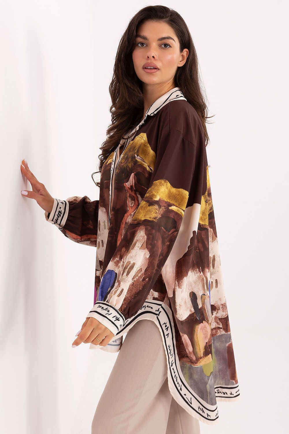 Chic Rue Paris women's casual shirt featuring a classic collar and modern design, perfect for sophisticated everyday wear in EU size 0.