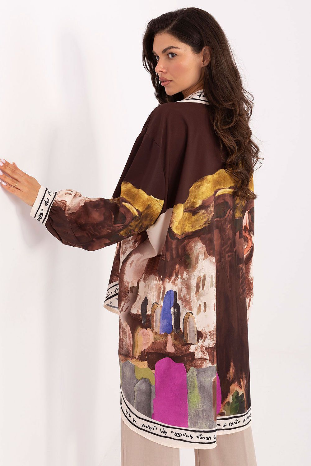 Versatile Rue Paris long sleeve shirt for women, offering comfort and style in a lightweight viscose-polyester blend, displayed in EU size 0.