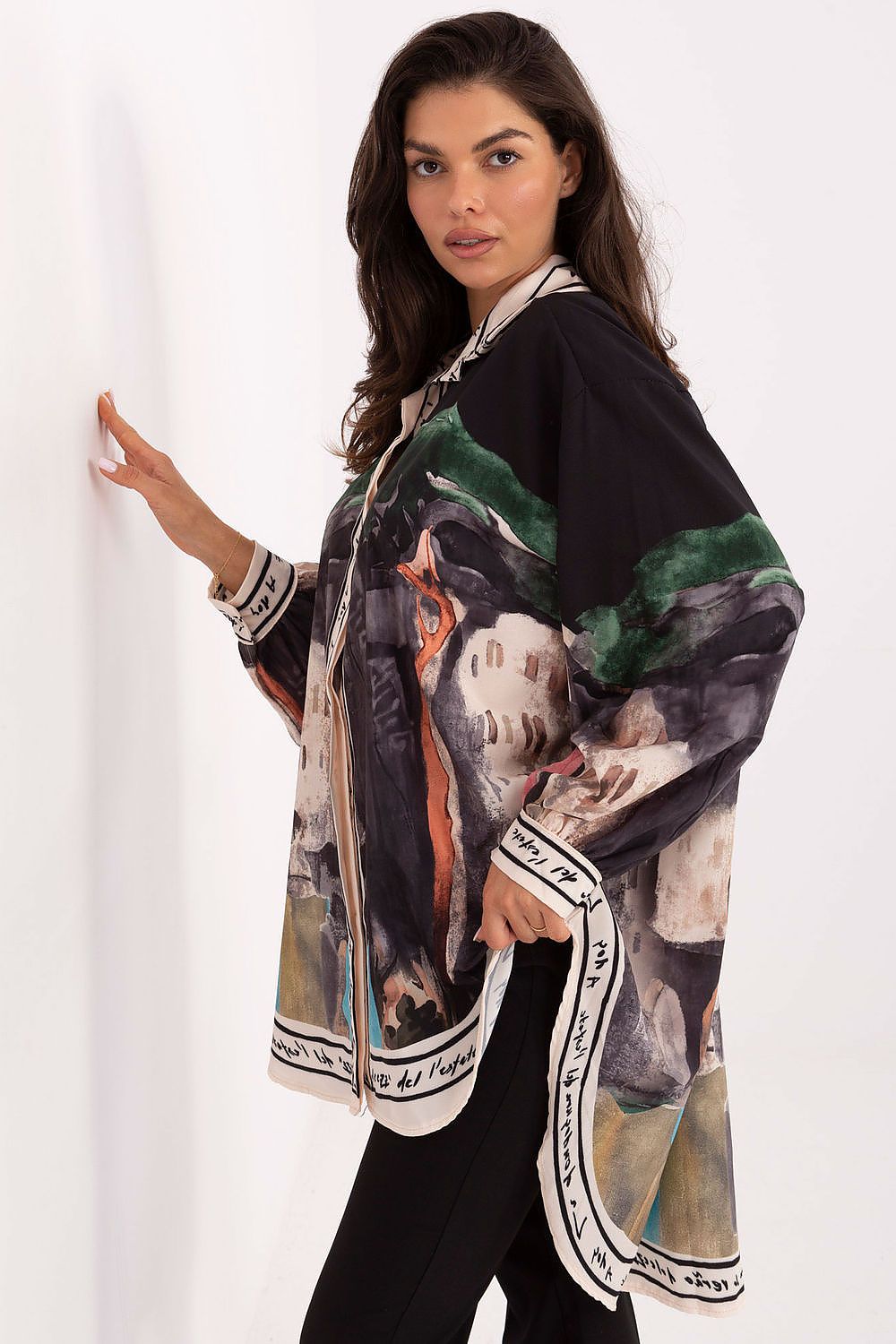 Stylish Rue Paris women's long sleeve shirt with a unique print, ideal for work or casual outings, designed in EU size 0 for the discerning woman.