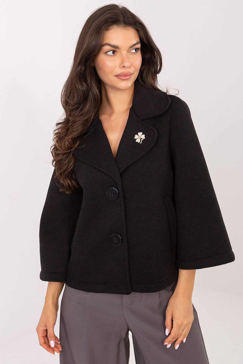 Chic short coat by Rue Paris featuring smooth polyester-viscose blend, enhancing elegance in chilly weather.