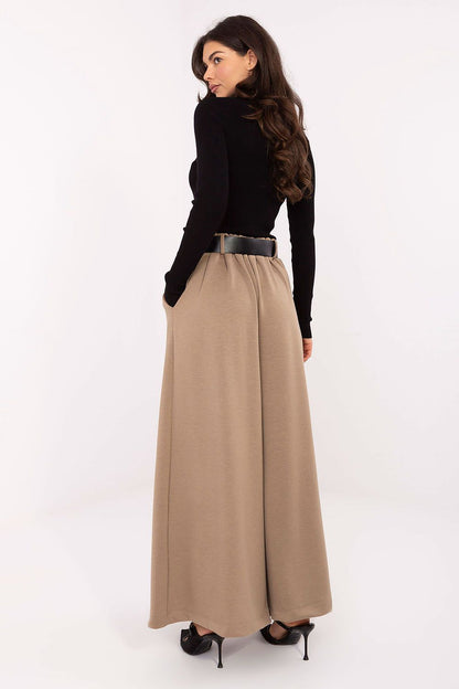 Italy Moda's stylish women's palazzo pants in EU sizes 0 - 6, combining finesse with practical design elements for modern women.