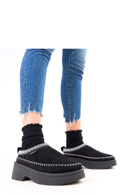 Elegant women's slip-on slippers by Solea featuring intricate decorative embroidery, crafted from eco-friendly suede, ideal for sophisticated everyday wear.